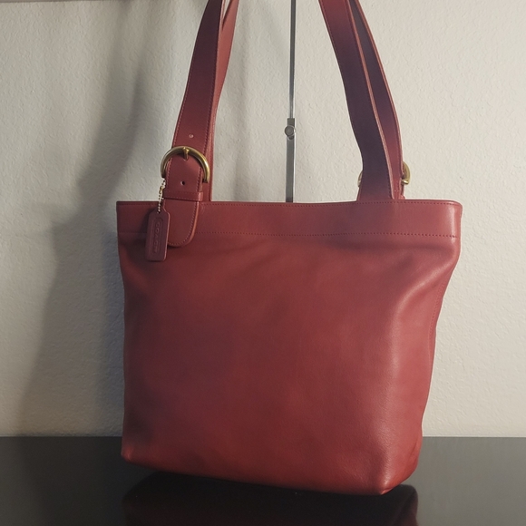 Coach  Vintage Duffle Shoulder  Bag - Picture 14 of 14